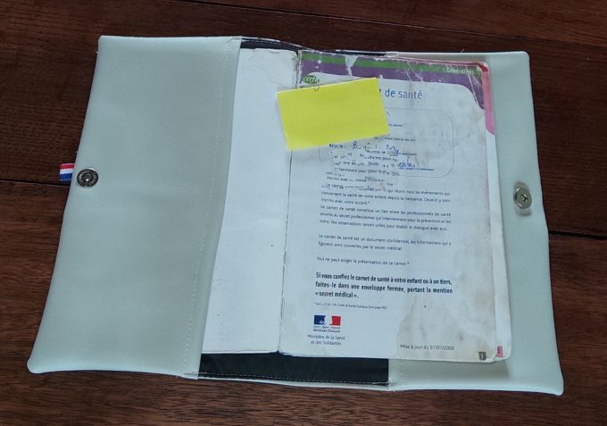 Protège carnet de santé  