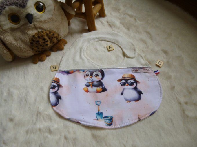   Bavoir pingouin à la plage